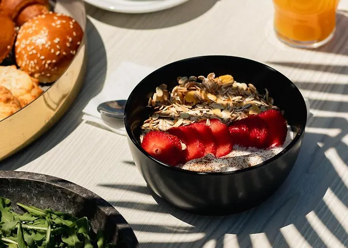 Batis Aero Beachfront Wellbeing Apartmanhotel