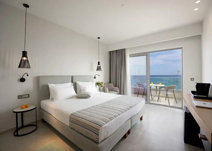 Batis Aero Beachfront Wellbeing Apartmanhotel Réthimno