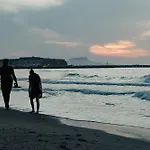 Batis Aero Beachfront Wellbeing Retimno