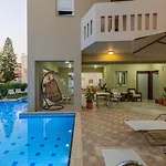 Batis Aero Beachfront Wellbeing Retimno