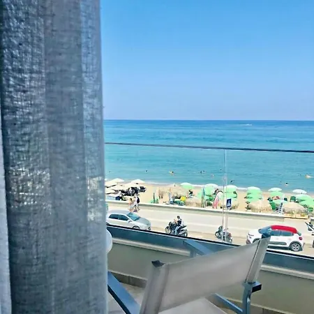 Apart-hotel Batis 3*