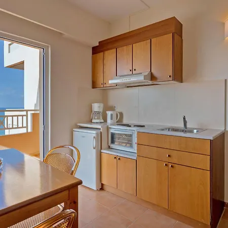 Batis Apart-hotel 3*