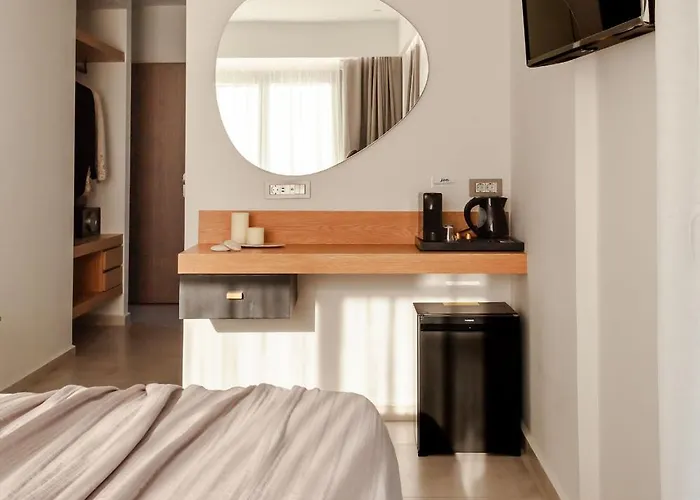 Batis Aero Beachfront Wellbeing Aparthotel 3*