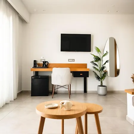 Batis Aero Beachfront Wellbeing Hotel Rethymno (Crete)