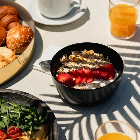 Batis Aero Beachfront Wellbeing Appart hôtel