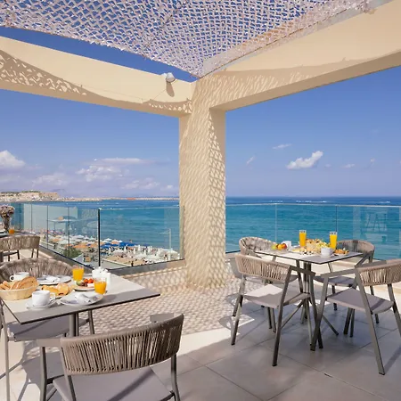 Hotel Batis Aero Beachfront Wellbeing