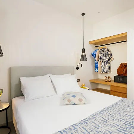 Апарт-готель Batis Aero Beachfront Wellbeing