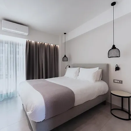 فندق Batis Aero Beachfront Wellbeing 3*