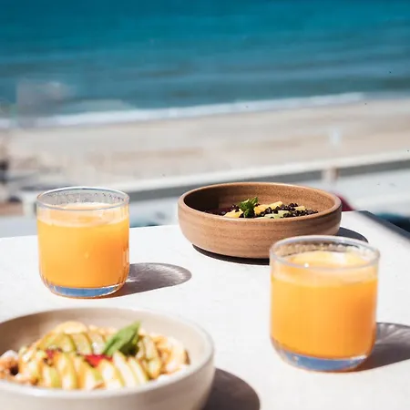 Batis Aero Beachfront Wellbeing Hotel 3*