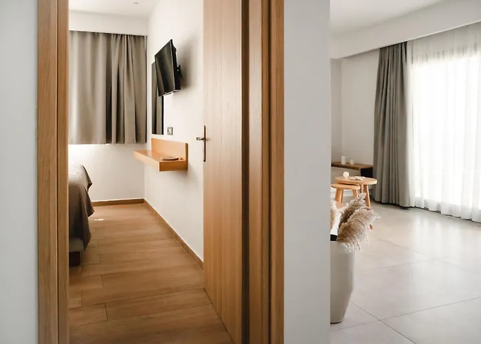 Batis Aero Beachfront Wellbeing Apartahotel