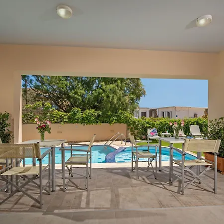 Batis Aero Beachfront Wellbeing Apartahotel